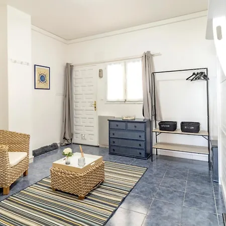Fener De Baix 781 Con Terraza Apartment Girona